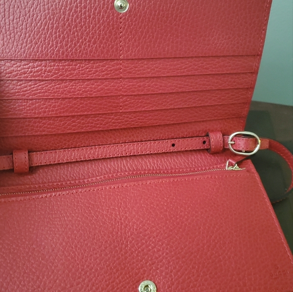 Gucci Crossbody Wallet - Picture 2 of 5